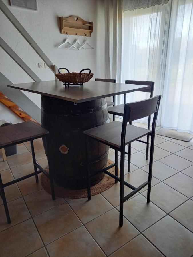 La Charentaise Ch D'hotes ,studio Bed & Breakfast Chérac