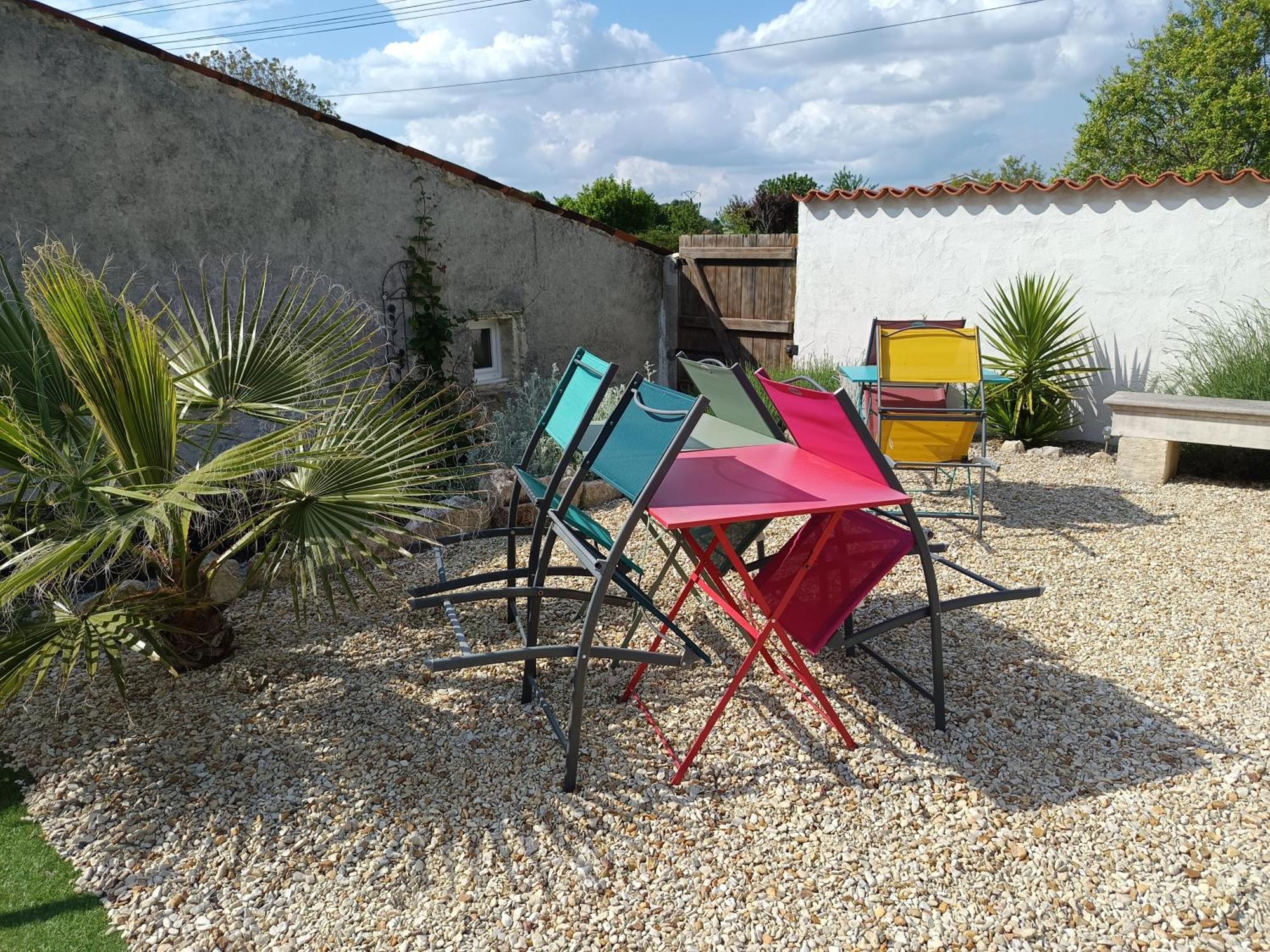 La Charentaise Ch D'hotes ,studio Bed & Breakfast