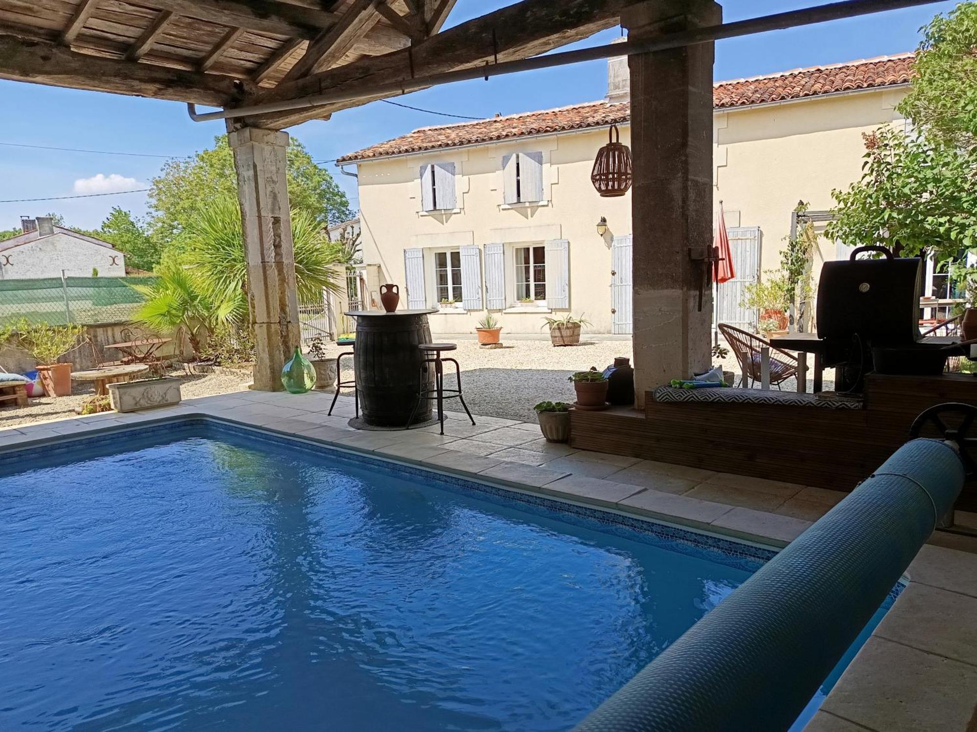 La Charentaise Ch D'hotes ,studio * Chérac